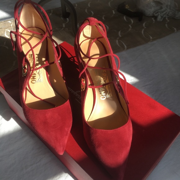 Salvatore Ferragamo shoe size 7 - Picture 3 of 3